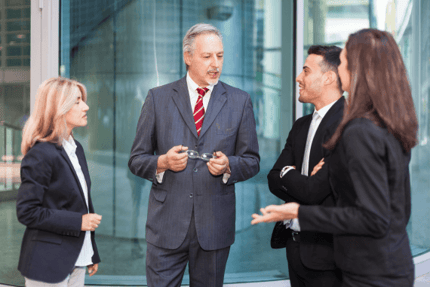 manager-talking-to-team-570x381